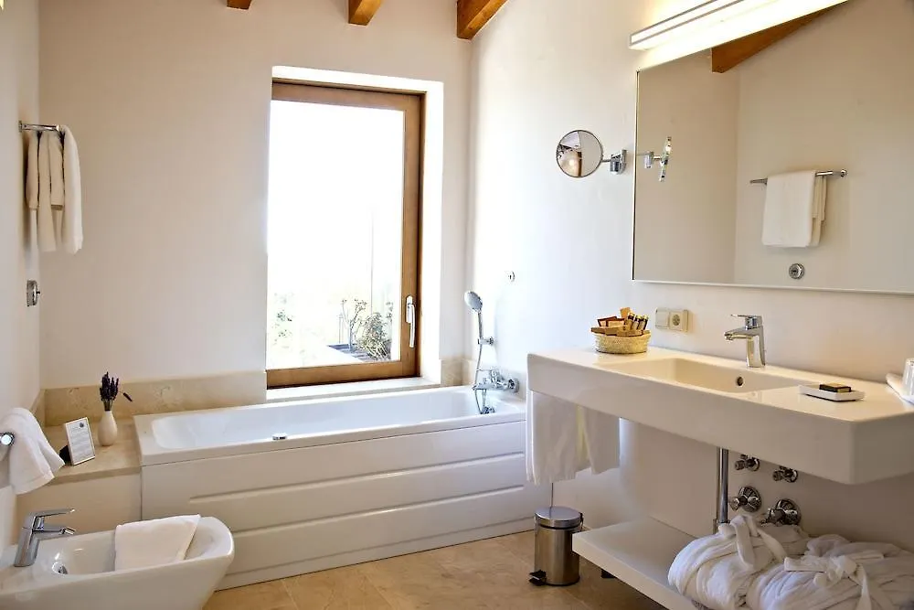 Cases De Son Barbassa Hotel & Restaurant Капдепера
